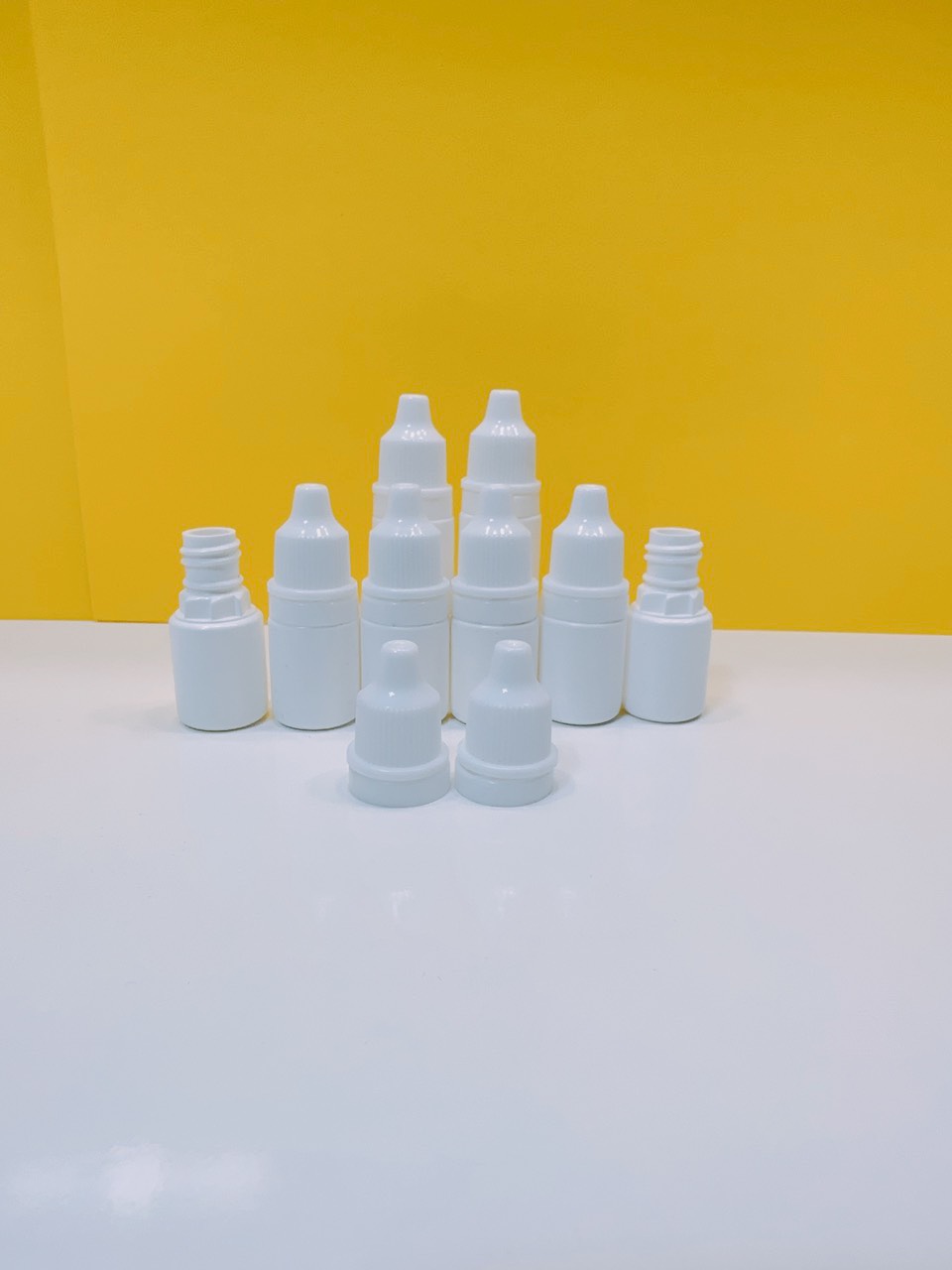 Chai lọ nhựa - Bao Bì Nhựa Kim Lộc Phát - Công Ty TNHH MTV Sản Xuất Thương Mại Kim Lộc Phát